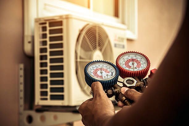 Professional Hvac Maintenance technician working in Franklin Park, NJ